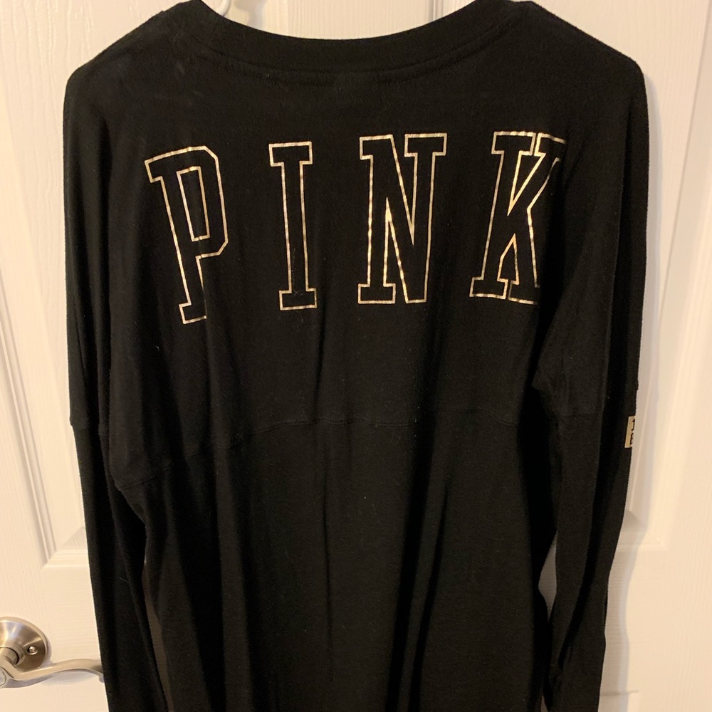 Victoria’s Secret. Black long sleeve